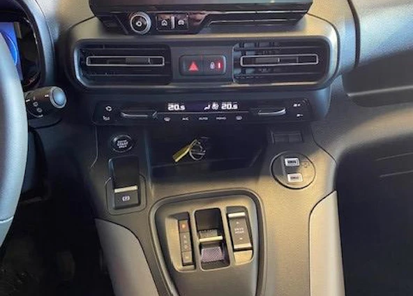 Fahrzeugbild 12 Fahrzeugbild 12