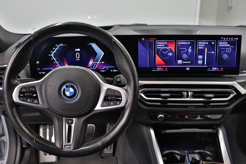 Vehicle image BMW i4
