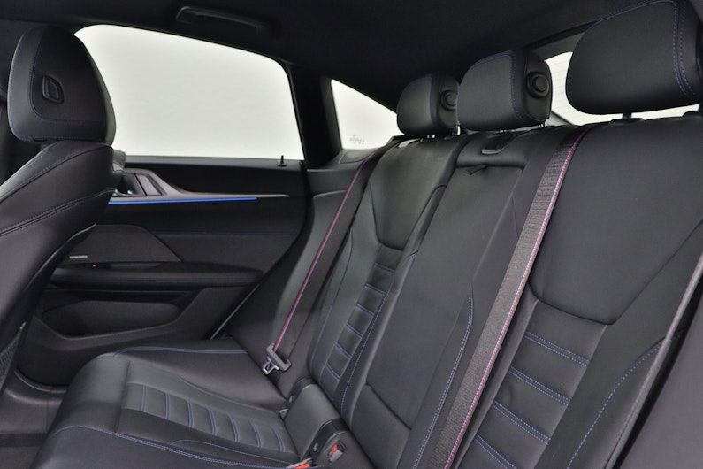 Vehicle image BMW i4