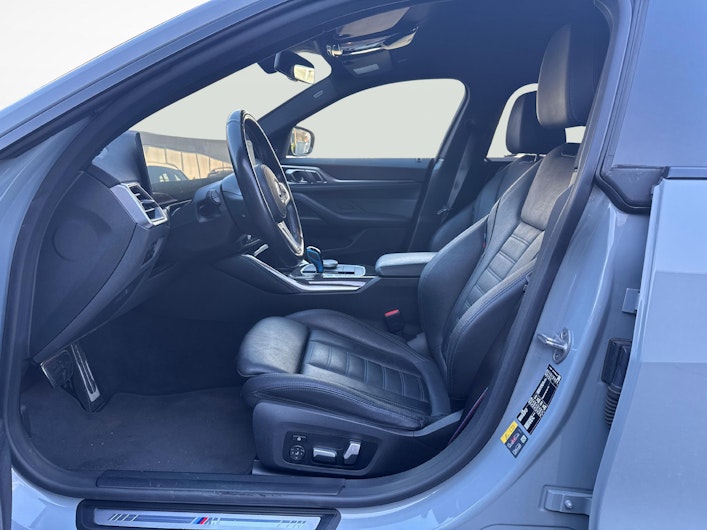 Vehicle image BMW i4