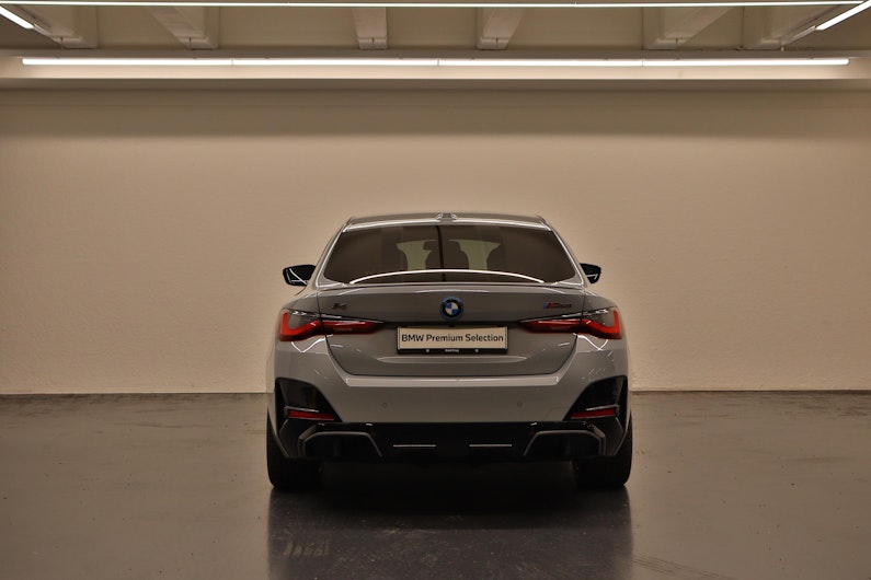 Vehicle image BMW i4