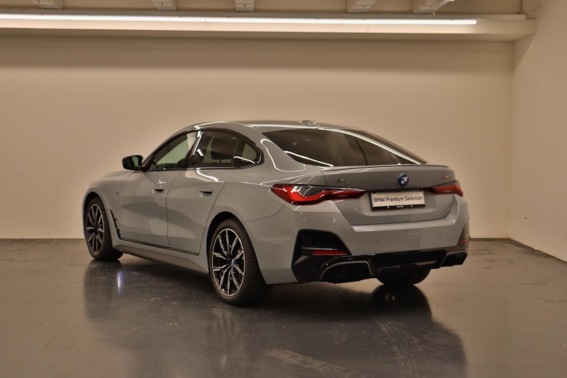 Vehicle image BMW i4