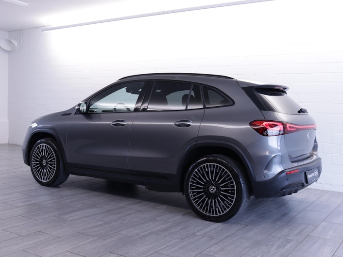 Vehicle image MERCEDES-BENZ EQA 350