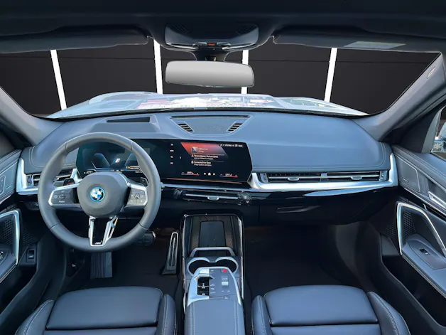 BMW X1 30e xDrive paddles