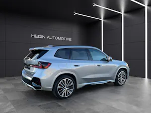 BMW X1 30e xDrive paddles