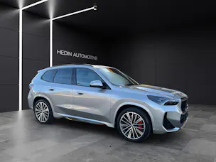 BMW X1 30e xDrive paddles