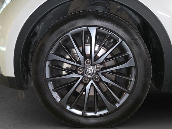 Vehicle image 13 Vehicle image 13