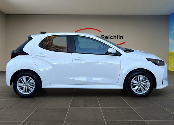 Vehicle image 5 Vehicle image 5