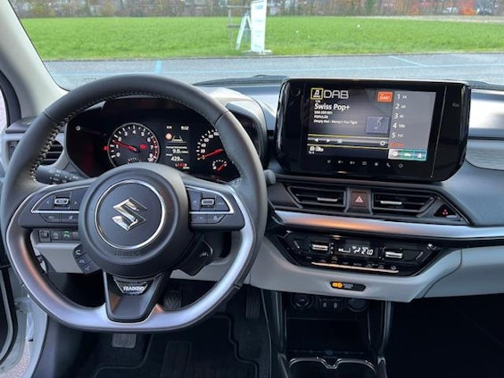 Vehicle image 11 Vehicle image 11