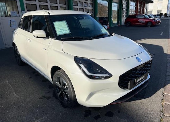 Vehicle image 4 Vehicle image 4