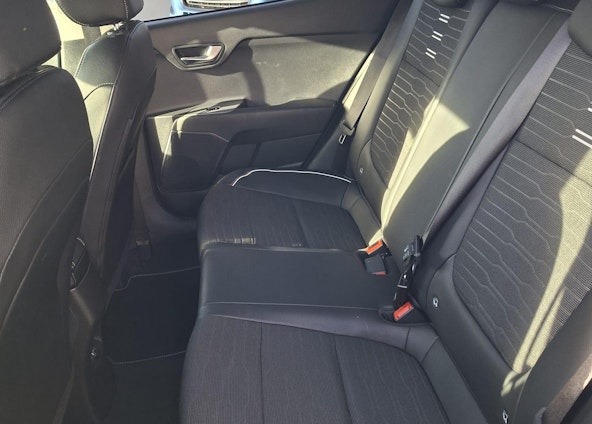 Vehicle image 13 Vehicle image 13