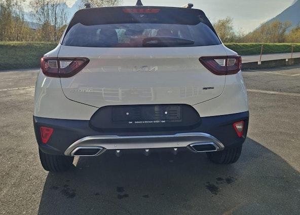 Vehicle image 2 Vehicle image 2