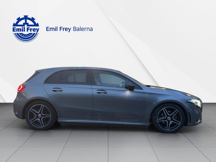 Vehicle image MERCEDES-BENZ A 180