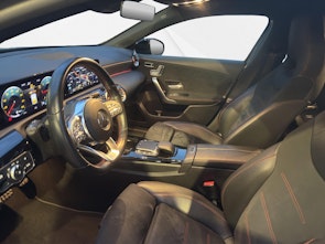 Vehicle image MERCEDES-BENZ A 180 d AMG Line