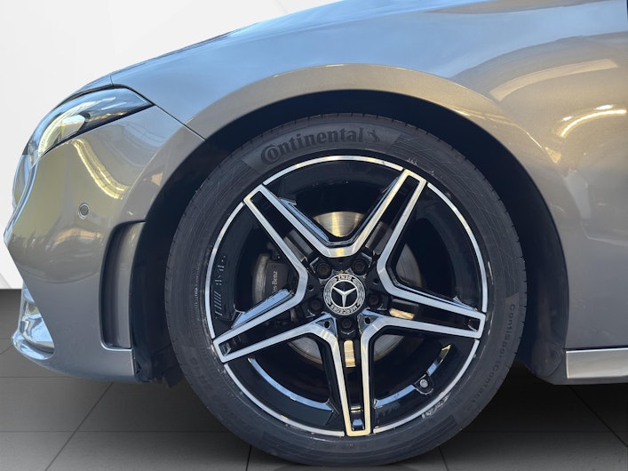 Vehicle image MERCEDES-BENZ A 180