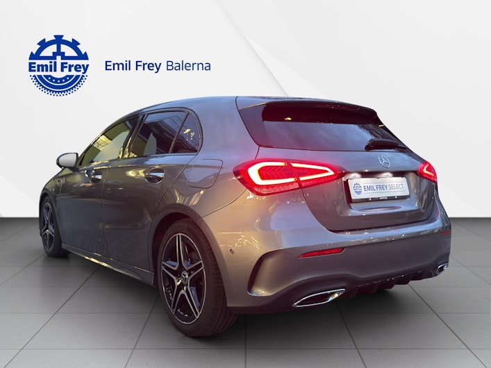 Vehicle image MERCEDES-BENZ A 180