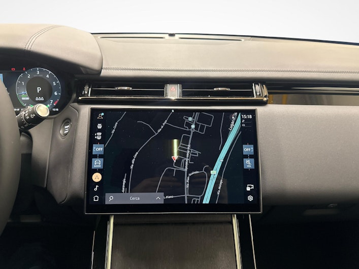 Vehicle image LAND ROVER RANGE ROVER VELAR