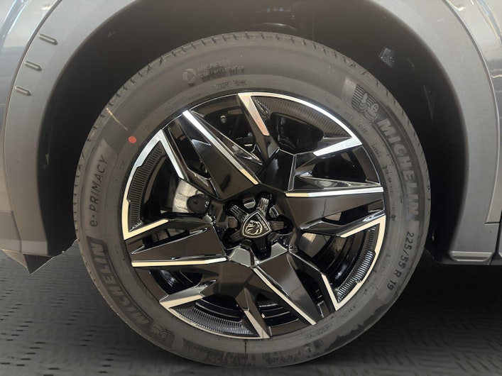 Vehicle image PEUGEOT 3008