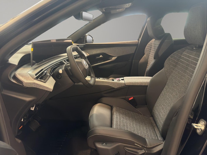 Vehicle image PEUGEOT 3008