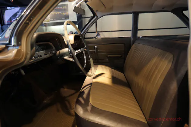 Chevrolet Corvair 700 Deluxe Veteran