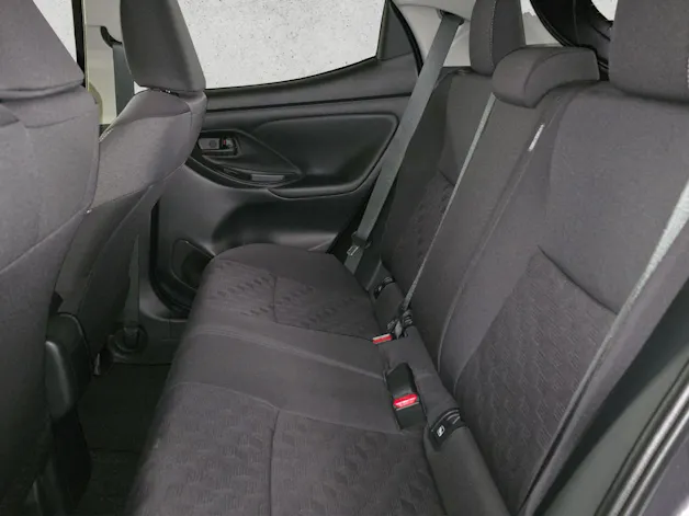 Toyota Yaris 1.5 VVT-i HSD Trend