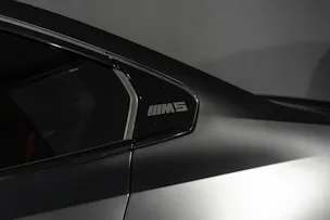 BMW M5 xDrive