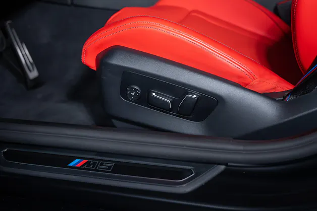 BMW M5 xDrive