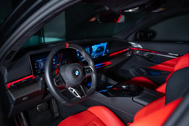 BMW M5 xDrive