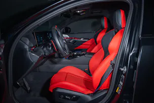 BMW M5 xDrive