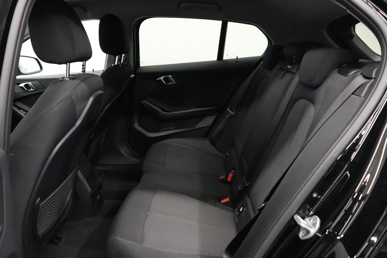 Vehicle image BMW 1 SERIES