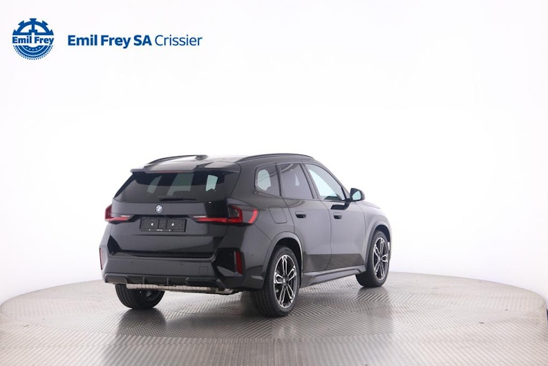 Vehicle image BMW X1