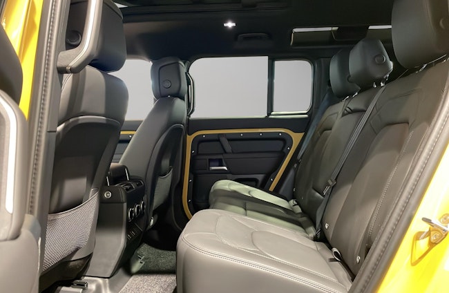 Vehicle image 9 Vehicle image 9