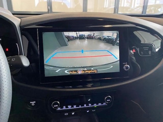 Vehicle image 13 Vehicle image 13