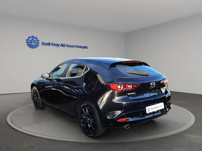 Vehicle image MAZDA 3