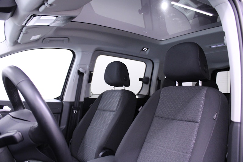 Vehicle image FORD TOURNEO CONNECT