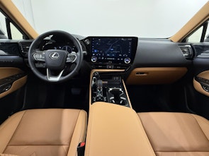 Vehicle image LEXUS NX 450h+ Comfort