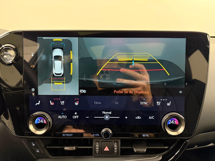 Vehicle image LEXUS NX