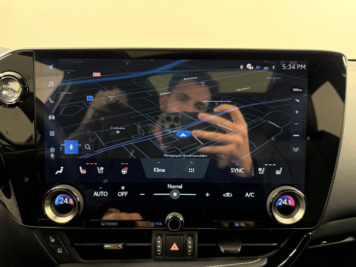 Vehicle image LEXUS NX