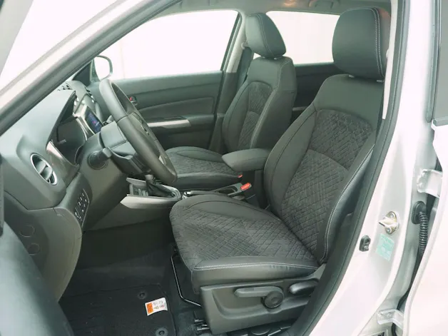 Suzuki Vitara 1.4 T Compact Top Hybrid 4x4