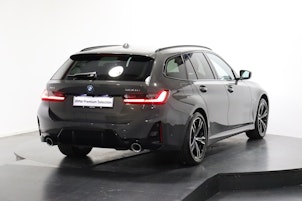 Vehicle image BMW 330e xDrive SAG Touring