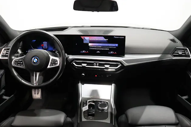 BMW 330e xDrive SAG Touring