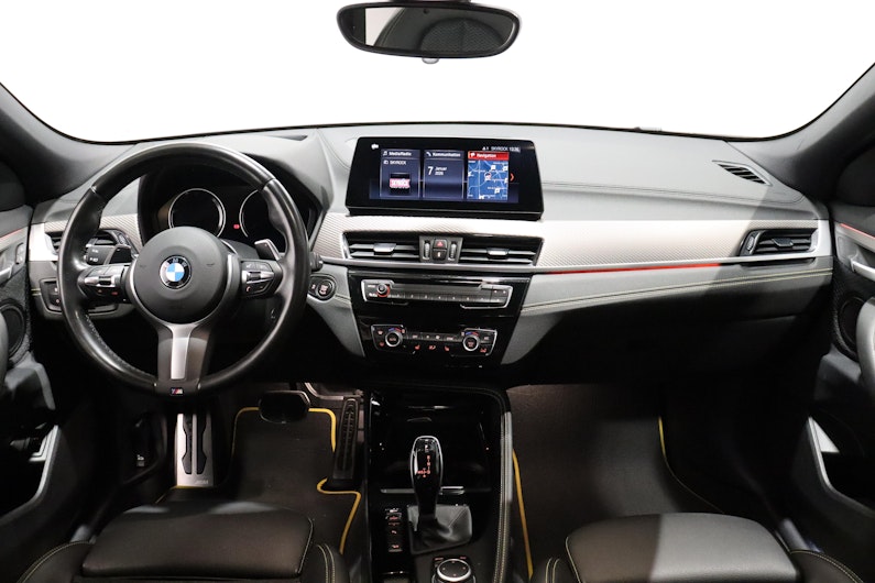 Vehicle image BMW X2