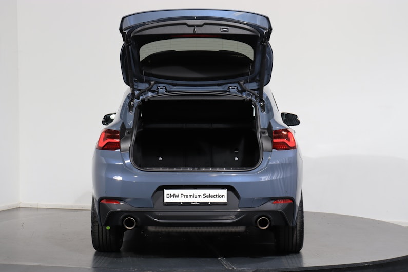 Vehicle image BMW X2