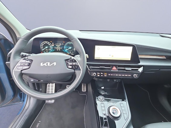 Vehicle image 10 Vehicle image 10