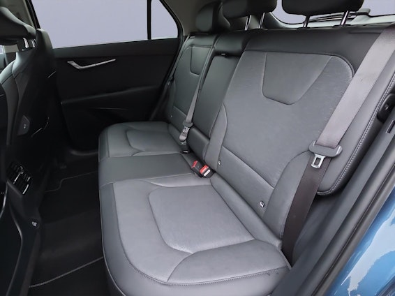 Vehicle image 9 Vehicle image 9