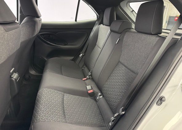 Vehicle image 9 Vehicle image 9