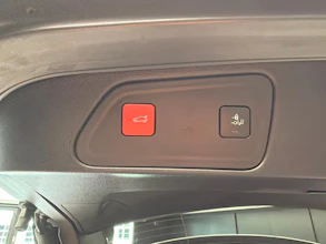 https://vehicle.imgix.net/4081868/3ac482a3-2af9-4efa-b03f-70ae9a6d6bda.jpg