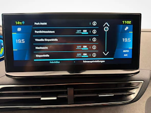 Fahrzeugbild PEUGEOT 3008 1.6 Plug-in Hybrid4 GT Pack