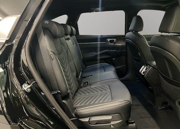 Vehicle image 8 Vehicle image 8