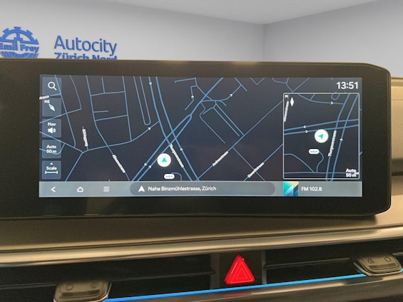 Vehicle image 12 Vehicle image 12